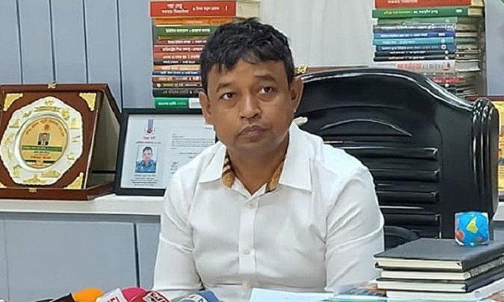 সাবেক ডিবি প্রধান হারুনের আয়কর নথি জব্দ